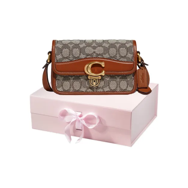 COACH Studio 19CLogo