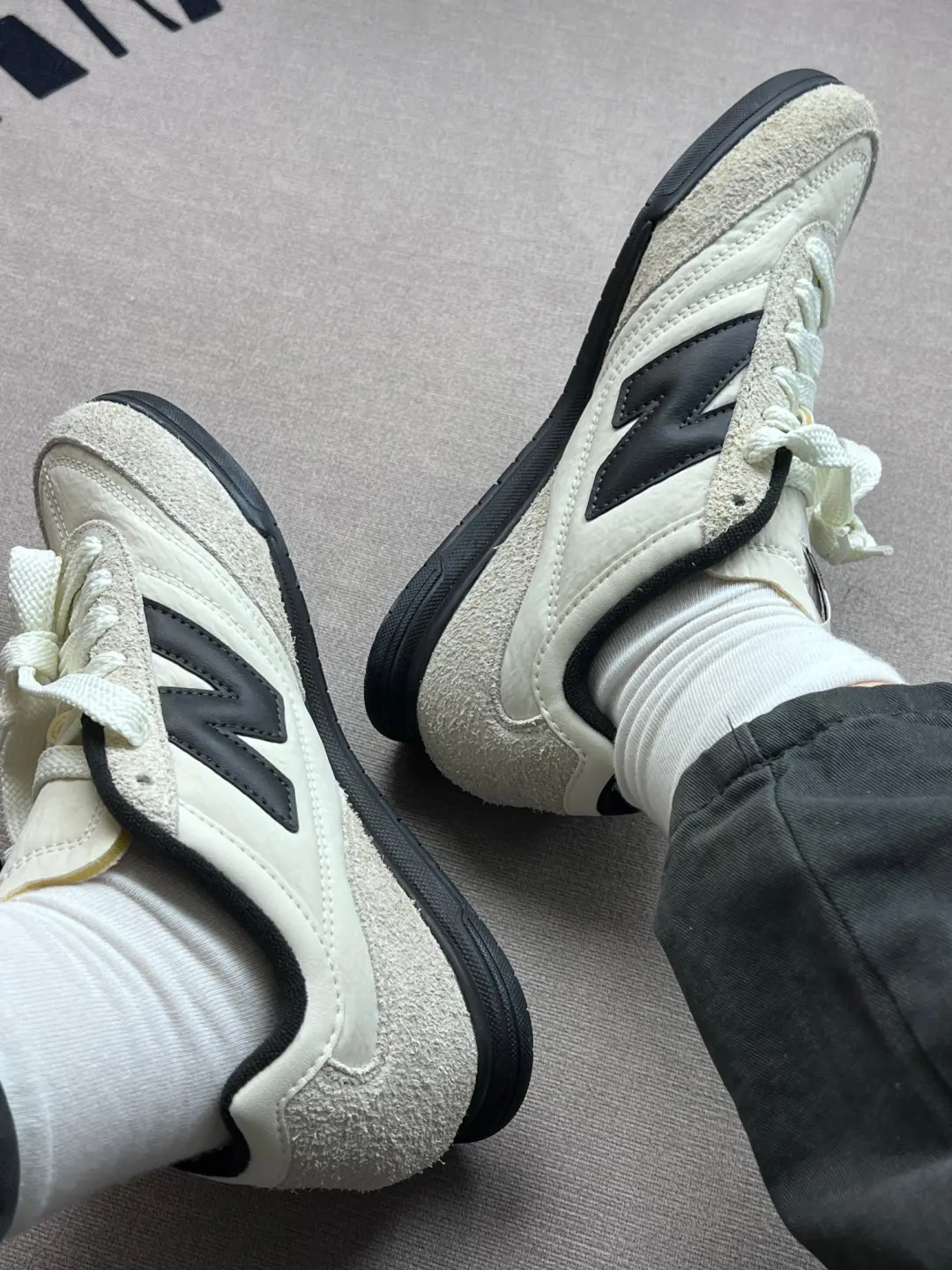 New Balance в стиле «десерт трейнер»