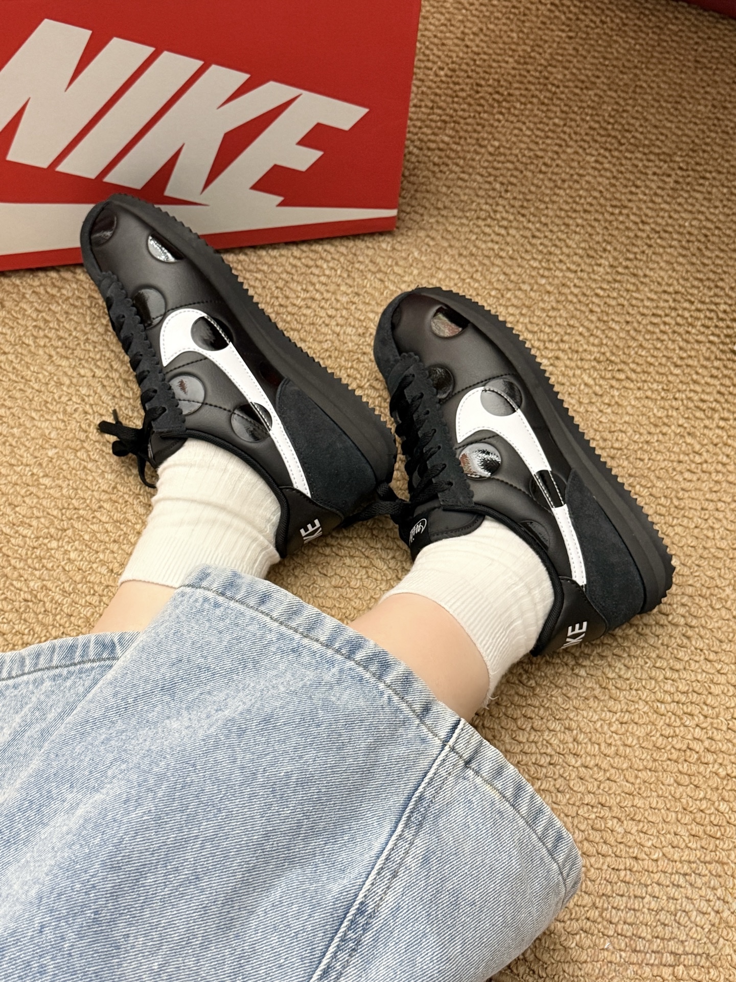 Необычные Nike Cortez в горошек